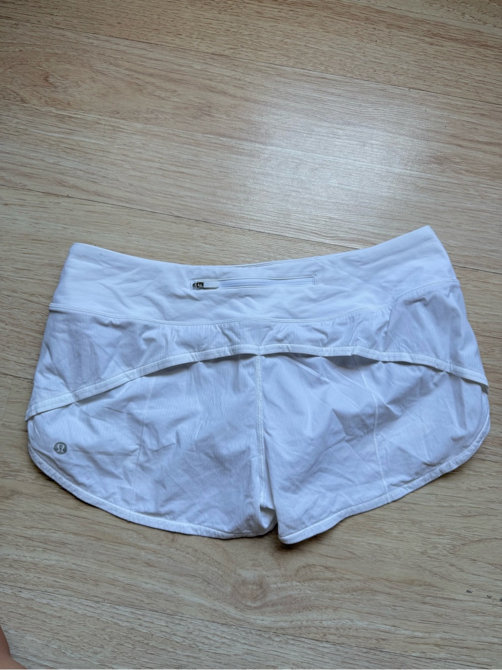 Lululemon Speed Up Short *2.5"
White Size 8 - Picture 4 of 5
